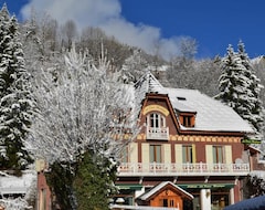 Hotel Auberge La Douce Montagne (Allemond, Francia)