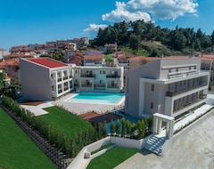 Khách sạn Mirablue Luxury Residences (Pefkohori, Hy Lạp)
