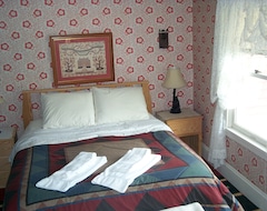 Bed & Breakfast Red House Country Inn (Burdett, Sjedinjene Američke Države)