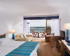Coral Beach Hotel And Resort (Coral Bay, Cyprus)
