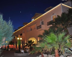 Khách sạn Portiani (Adamas, Hy Lạp)