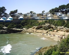 Hotel Camping Torre De La Mora (Tarragona, España)