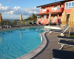 Khách sạn Borgo Di Santa Barbara (Tropea, Ý)