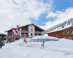 Khách sạn Gasthof Pension Alphorn (Lech am Arlberg, Áo)