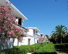 Khách sạn Nicolaus Club Bagamoyo Resort (Cassano allo Ionio, Ý)