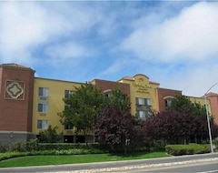 Holiday Inn Express Hotel & Suites Belmont, an IHG Hotel (Belmont, Sjedinjene Američke Države)