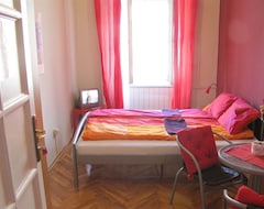 Otel Friends Hostel & Apartments (Budapeşte, Macaristan)
