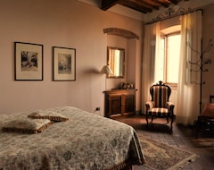 Bed & Breakfast Antica Casa Naldi (Montecarlo, Ý)