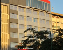 Hotel Loanda (Luanda, Angola)
