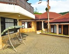 Otel Villa Panderman Indah (Blitar, Endonezya)