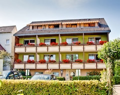 Khách sạn Gastehaus Garni Merk (Immenstaad, Đức)