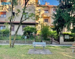 Toàn bộ căn nhà/căn hộ Grazioso Appartamento In Residence Con Posto Auto (Lesmo, Ý)
