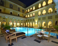 فندق Nirbana Palace - A Heritage Hotel and Spa (جايبور, الهند)