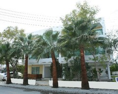 Ξενοδοχείο Μαριάννα Δωμάτια (Λεμεσός, Κύπρος)
