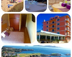Khách sạn Hotel Delfin Azul (Sangenjo, Tây Ban Nha)