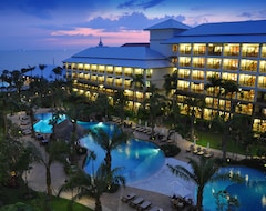 Khách sạn Ravindra Beach Resort & Spa (Pattaya, Thái Lan)
