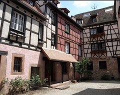 Khách sạn Caveau De l'Ami Fritz (Ribeauvillé, Pháp)