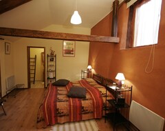 Bed & Breakfast La Parenthese (Champagneux, Pháp)