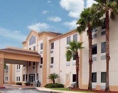 Otel Comfort Inn & Suites Deland - Near University (DeLand, ABD)