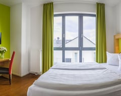 Khách sạn H+ Hotel 4Youth (Berlin, Đức)
