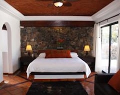 Hotel Villa Mexicana Golf & Equestrian Resort (Corregidora, Mexico)