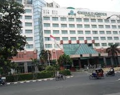 Khách sạn Hotel Emerald Garden International (Medan, Indonesia)
