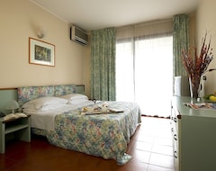 Hotel Galatea Sea Palace (Acitrezza, Italija)