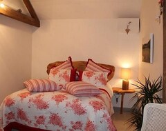 Bed & Breakfast The Rose & Crown (Trent, Reino Unido)