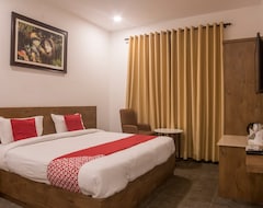 Khách sạn OYO 28721 Hotel Orchard (Haldwani, Ấn Độ)