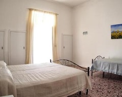 Apart Otel Due Passi Dal Mare (Pollica, İtalya)