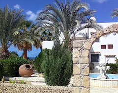 Hotel Anna Apartments (Peyia, Cypern)