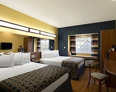 Khách sạn Quality Inn & Suites (Washington, Hoa Kỳ)