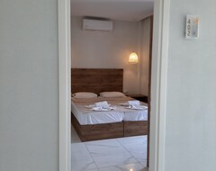 Hotel Alma Elegant Rooms (Siviri, Grækenland)