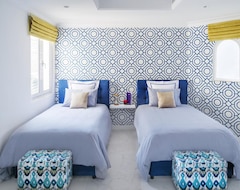 Khách sạn Dream Inn Dubai - Signature Villa (Dubai, Các tiểu vương quốc Ả Rập Thống Nhất)