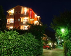 Hotel Fineso (Budva, Crna Gora)
