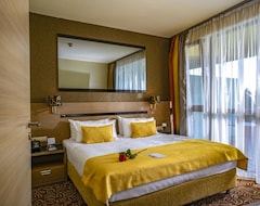 Hotel Azur Premium (Siófok, Hungary)