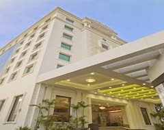 Khách sạn Sivaraj Holiday Inn (Salem, Ấn Độ)