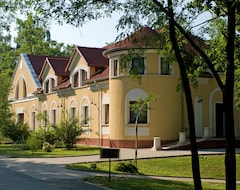 Hotel Geréby Mansion and Stables (Lajosmizse, Hungary)