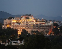 Shiv Niwas Palace By Hrh Group Of Hotels (Udaipur, Hindistan)