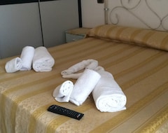 Khách sạn Hotel Le Voilier (Salve, Ý)