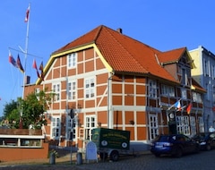 Otel Zum alten Schifferhaus (Lauenburg, Almanya)