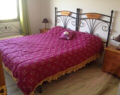 Otel Port Ducal One Bedroom (Ampuriabrava, İspanya)