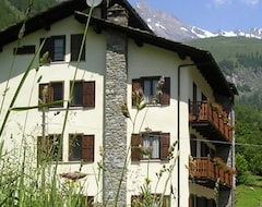 Khách sạn Mont Gelé (Ollomont, Ý)