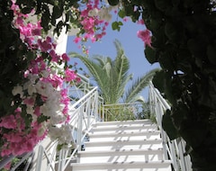 Toàn bộ căn nhà/căn hộ Charming Mediterranean Cottage Near The Beach (Vravrona, Hy Lạp)