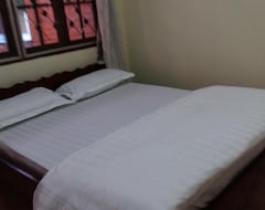 Hotelli Phubarn Inn (Vang Vieng, Laos)