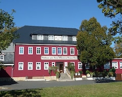 Hotel Zum Roten Hirsch im Grünen Wald (Saalfelder Höhe, Germany)
