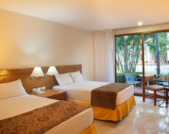 Khách sạn Plaza Pelicanos Club Beach Resort (Puerto Vallarta, Mexico)
