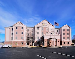 Khách sạn MainStay Suites Airport (Roanoke, Hoa Kỳ)