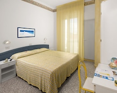 Khách sạn Hotel Majorca (Gabicce Mare, Ý)