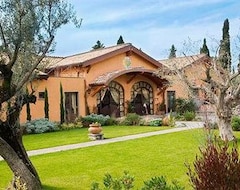 Casa rural Tenuta Cusmano (Grottaferrata, Ý)